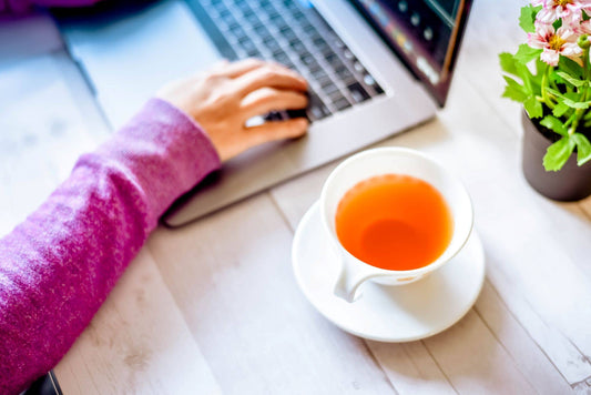 Tea-cup-with-Amber-Hued-Tea